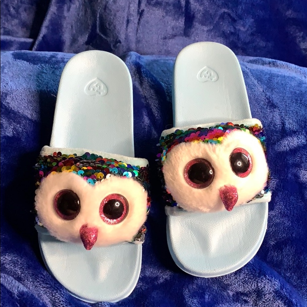 Owl sandals sizes 4-6